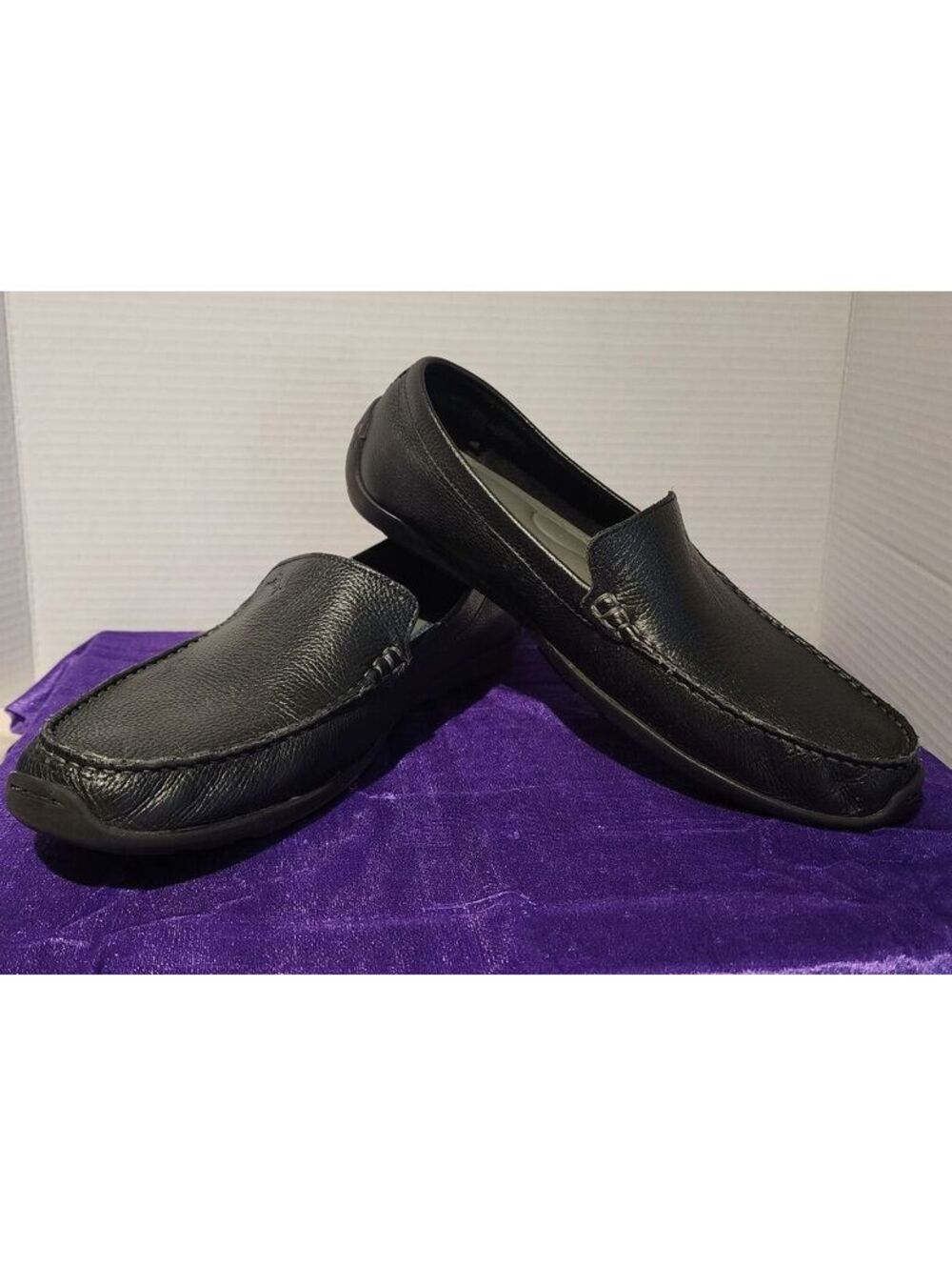 Tommy Bahama Black Leather Driving Loafer Orion Men's 11